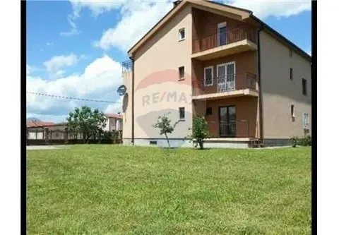 Prodaja, kuća, 442m², Donja Gorica, Podgorica - image 7