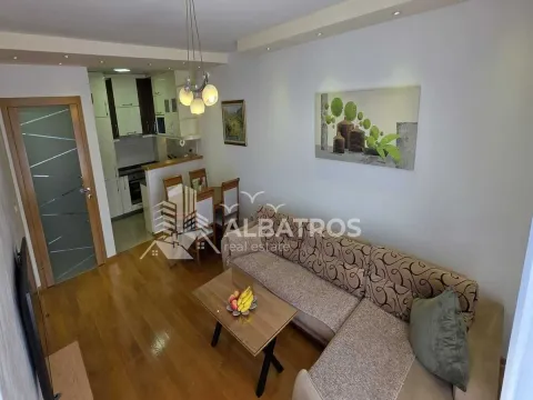 Izdavanje, jednosoban stan, 47m², Centar, Bar - image 3