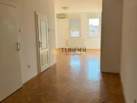 Sale, four bedroom apartment, 120m², Stari grad, Novi Sad - image 4
