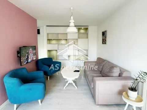 Stan in Vračar Sve Podlokacije