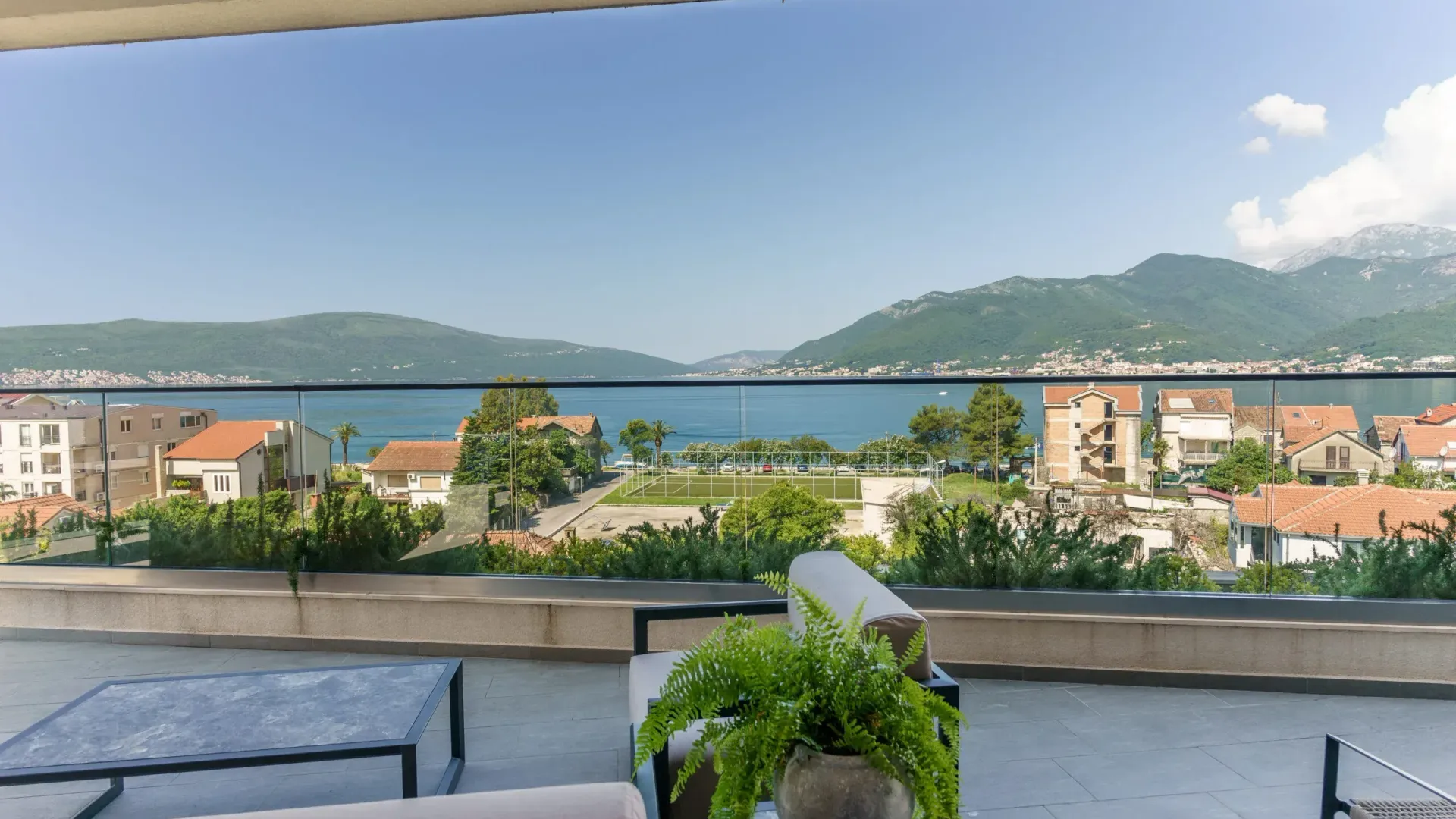 Sale, apartment, 160m², Tivat, Crna Gora