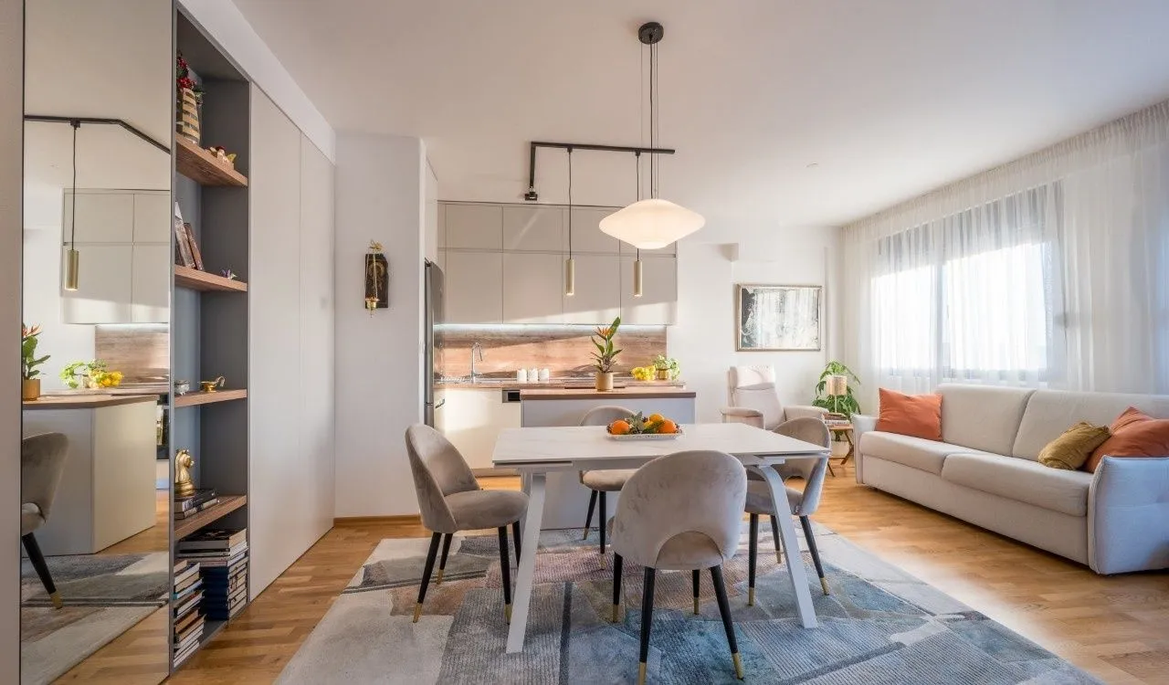 Prodaja, dvosoban stan, 63m², Pod Kuk, Tivat