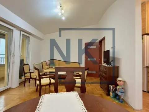 Sale, two bedroom apartment, 74m², Blok 9, Podgorica - image 3