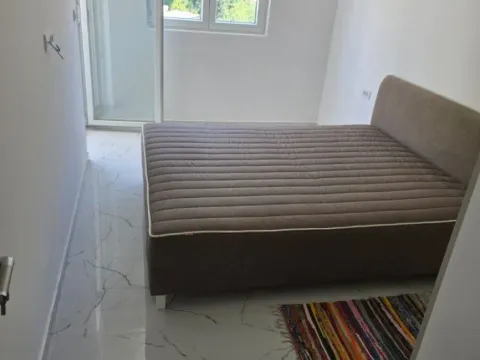 Izdavanje, jednosoban stan, 42m², Budva, Crna Gora - image 6