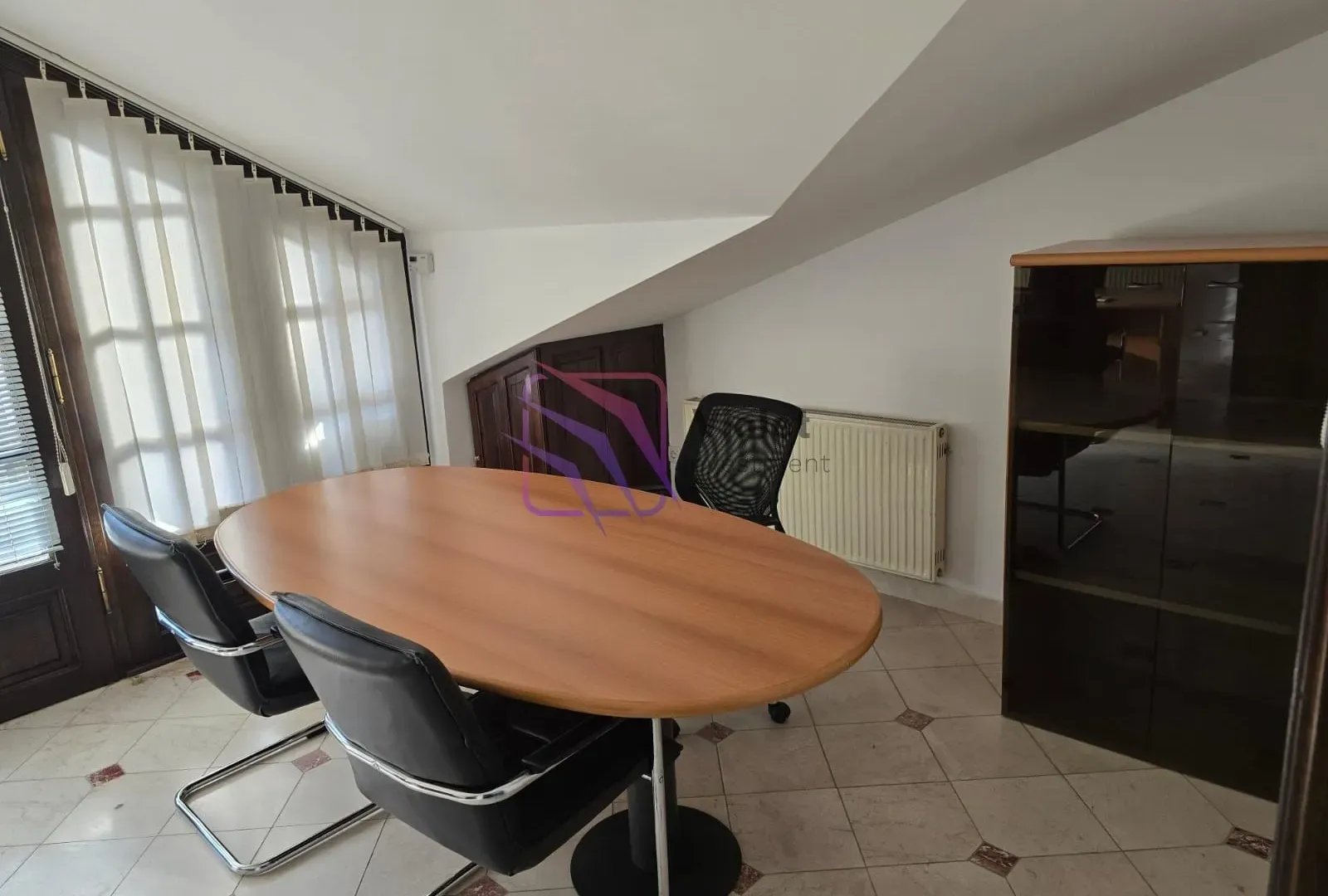 Rent, office space, 140m², Centar, Podgorica