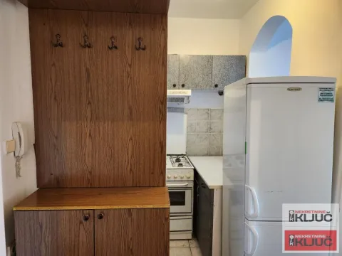 Izdavanje, jednosoban stan, 35m², Grbavica, Novi Sad Sve Podlokacije - image 7