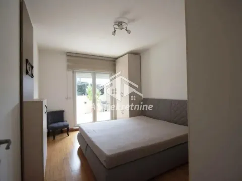 Izdavanje, trosoban stan, 90m², Savski Venac, Beograd - image 14