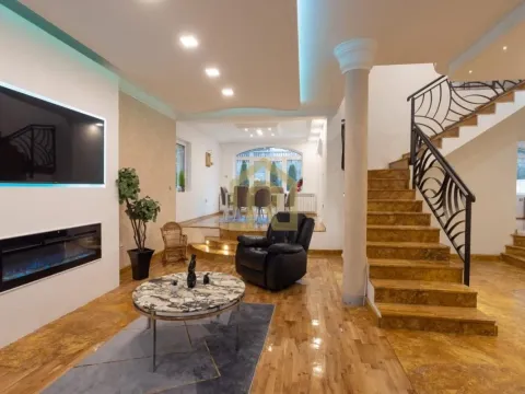 Izdavanje, poslovni prostor, 418m², Jajinci, Voždovac Sve Podlokacije - image 2