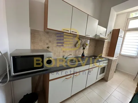 Rent, one bedroom apartment, 35m², Savski Venac, Beograd - image 6