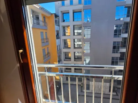 Izdavanje, jednosoban stan, 40m², Pobrežje, Podgorica - image 7