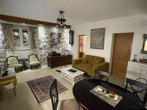 Prodaja, kuća, 114m², Prčanj, Kotor - image 11