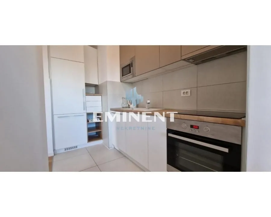 Rent, three bedroom apartment, 82m², Novi Beograd Blok 67, Novi Beograd Sve Podlokacije