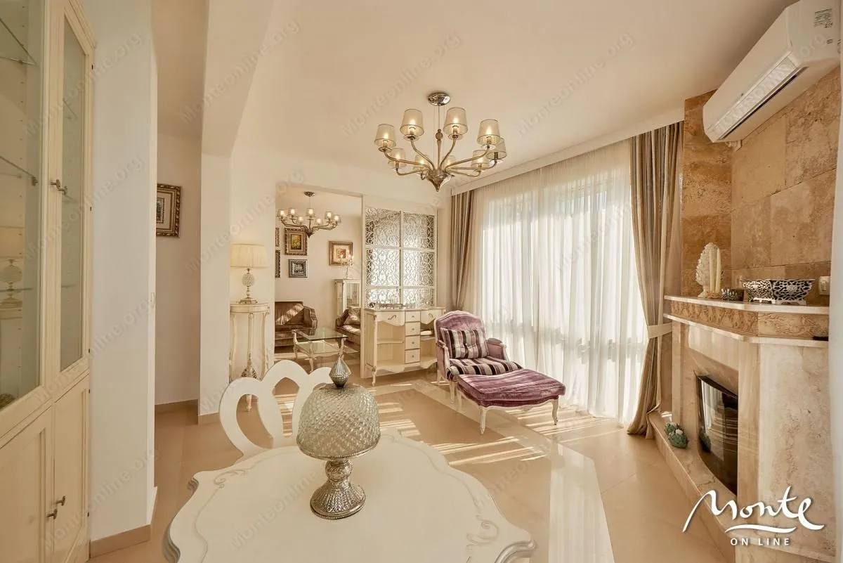 Sale, three bedroom apartment, 150m², Bečići, Budva