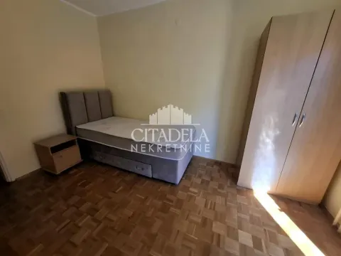 Izdavanje, stan, 101m², Kalenić Pijaca, Vračar Sve Podlokacije - image 4