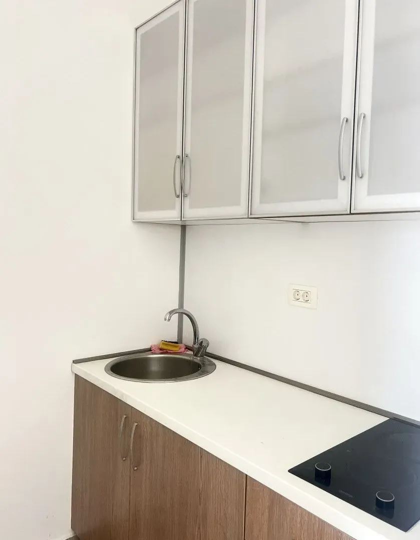 Sale, office space, 100m², Tološka šuma, Podgorica