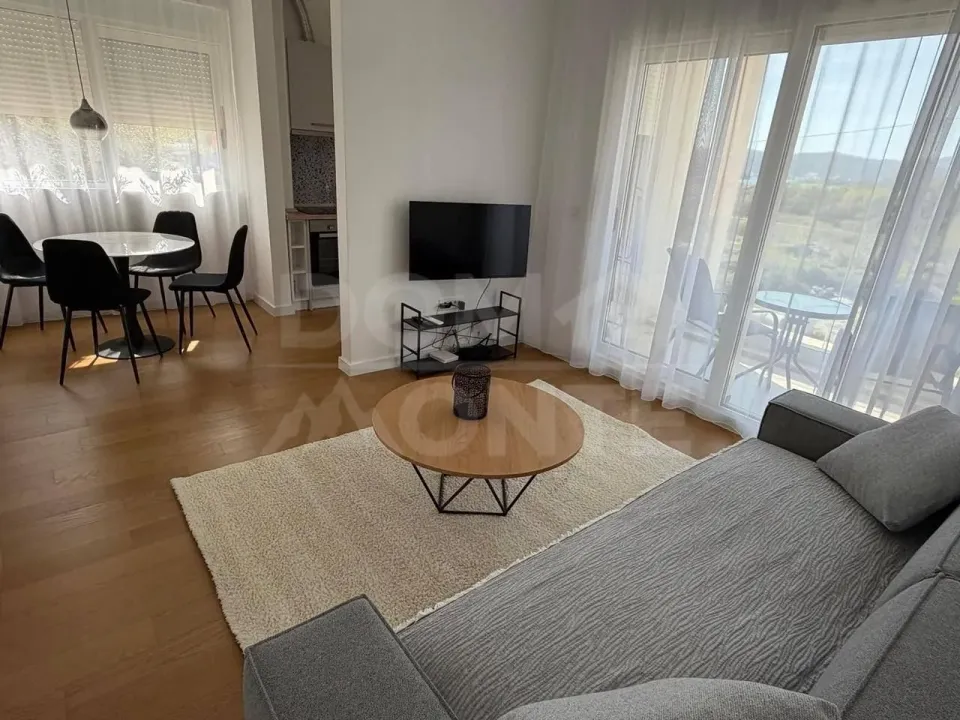 Rent, two bedroom apartment, 60m², Dumidran, Tivat
