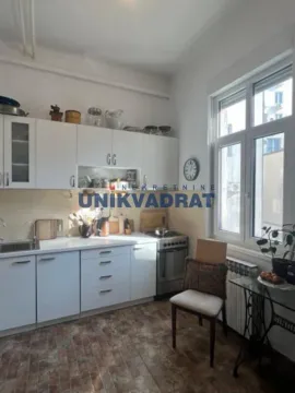 Prodaja, trosoban stan, 103m², Stari Grad, Beograd - image 10