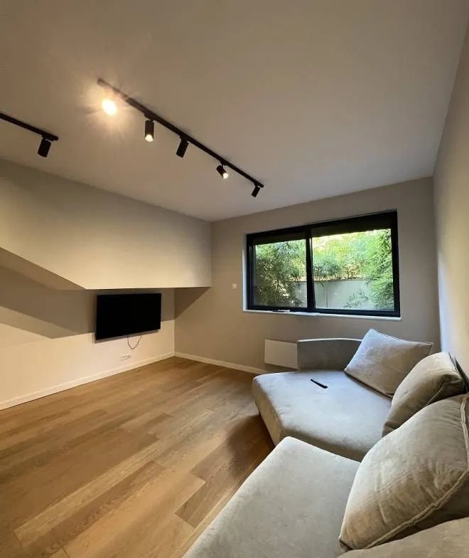 Prodaja, jednosoban stan, 27m², Neimar, Vračar Sve Podlokacije