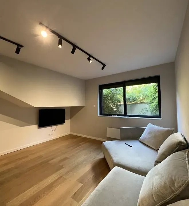 Sale, one bedroom apartment, 27m², Neimar, Vračar Sve Podlokacije