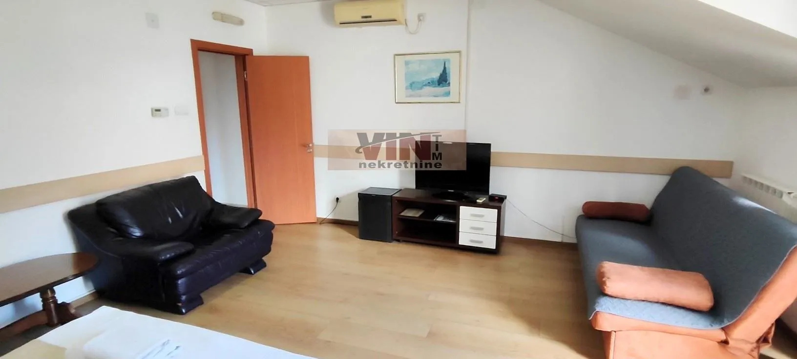 Prodaja, jednosoban stan, 33m², Bulevar Oslobodjenja, Novi Sad Sve Podlokacije