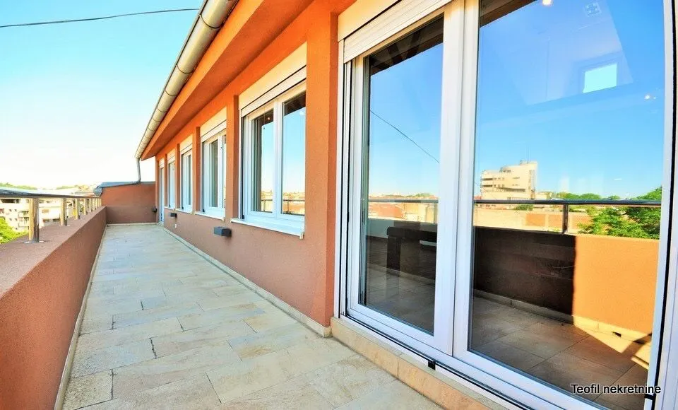 Sale, two bedroom apartment, 119m², Zemun Kej, Zemun Sve Podlokacije