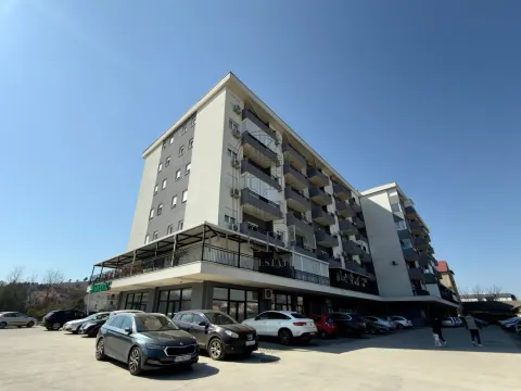 Izdavanje, dvosoban stan, 104m², Zabjelo, Podgorica - image 20