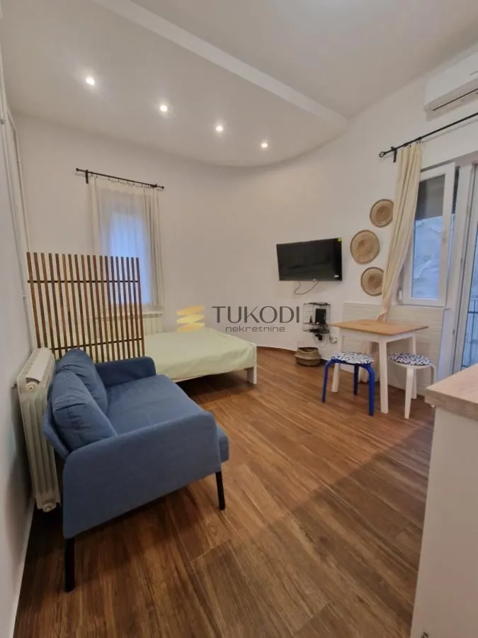 Rent, studio apartment, 25m², Skadarlija, Beograd