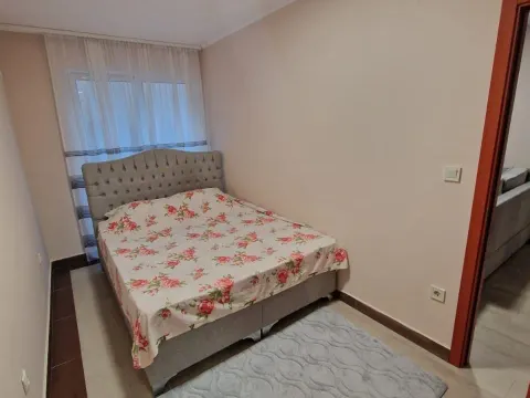 Izdavanje, jednosoban stan, 49m², Bečići, Budva - image 4