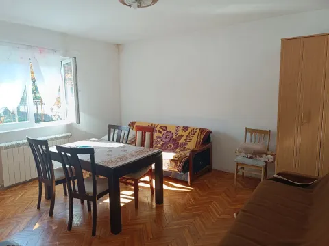 Rent, four bedroom apartment, 120m², Dalmatinska ulica, Podgorica - image 6