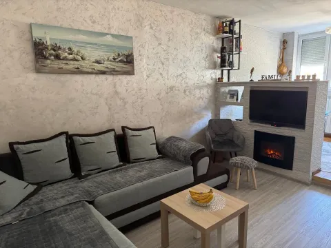 Sale, two bedroom apartment, 61m², Centar, Cetinje - image 3