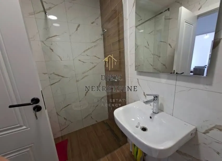 Rent, one bedroom apartment, 43m², Ilino, Bar