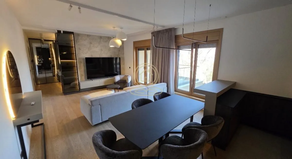 Rent, three bedroom apartment, 97m², Klinički Centar, Beograd