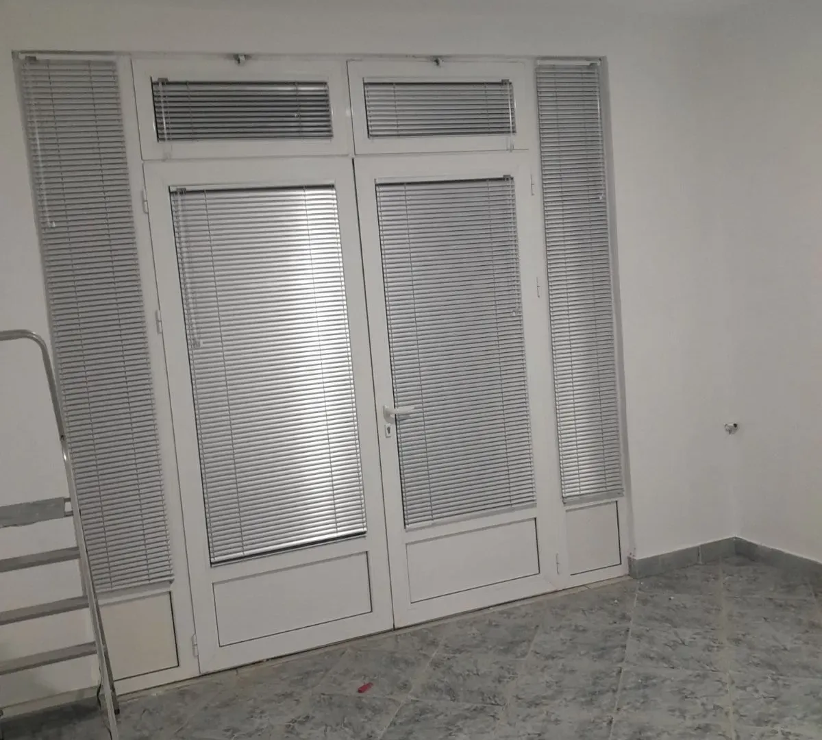 Izdavanje, poslovni prostor, 46m², Masline, Podgorica