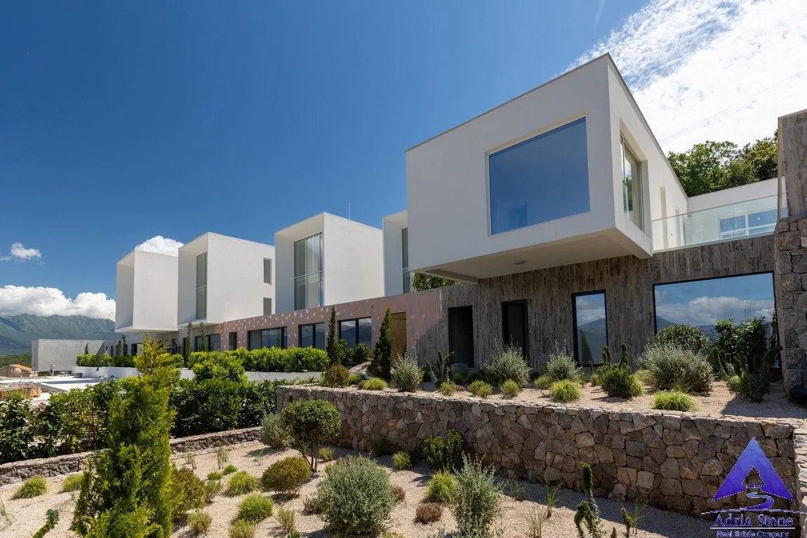 Prodaja, kuća, 328m², Krašići, Tivat