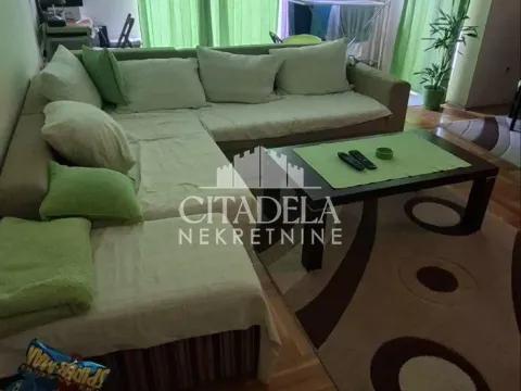 Stan in Voždovac Sve Podlokacije