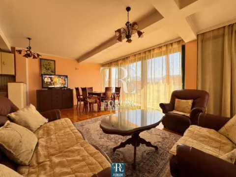 Rent, two bedroom apartment, 90m², Stari Aerodrom, Podgorica - image 3