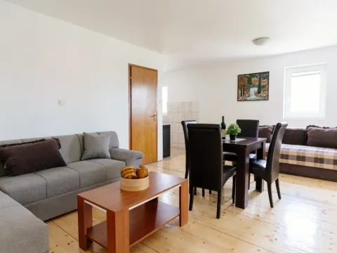 Prodaja, kuća, 156m², Žabljak, Crna Gora - image 2