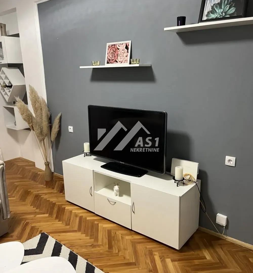 Rent, two bedroom apartment, 55m², Grbavica, Novi Sad Sve Podlokacije