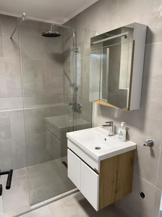 Prodaja, dvosoban stan, 48m², Avijatičarsko naselje, Novi Sad Sve Podlokacije