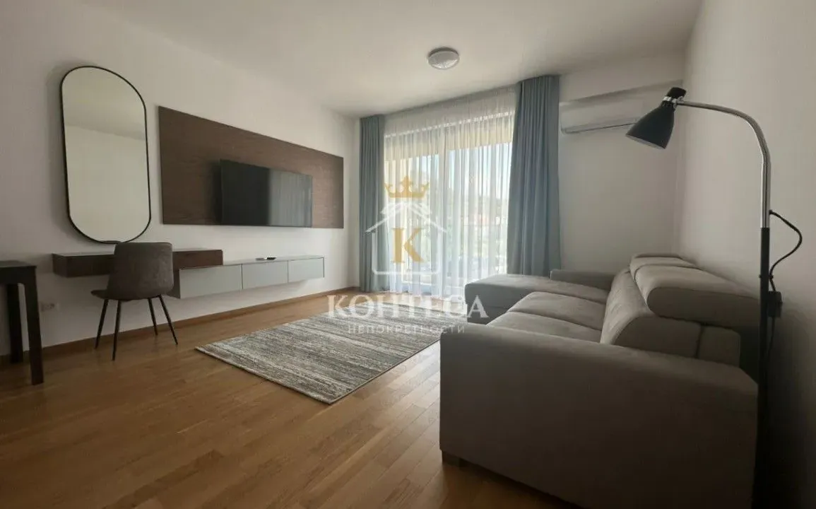 Izdavanje, garsonjera, 42m², Tivat, Crna Gora