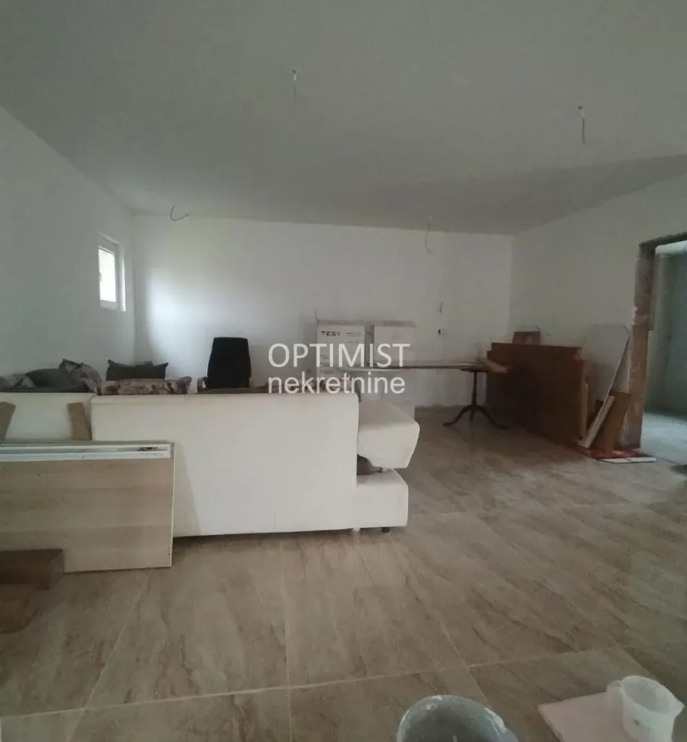 Sale, house, 270m², Surčin, Beograd