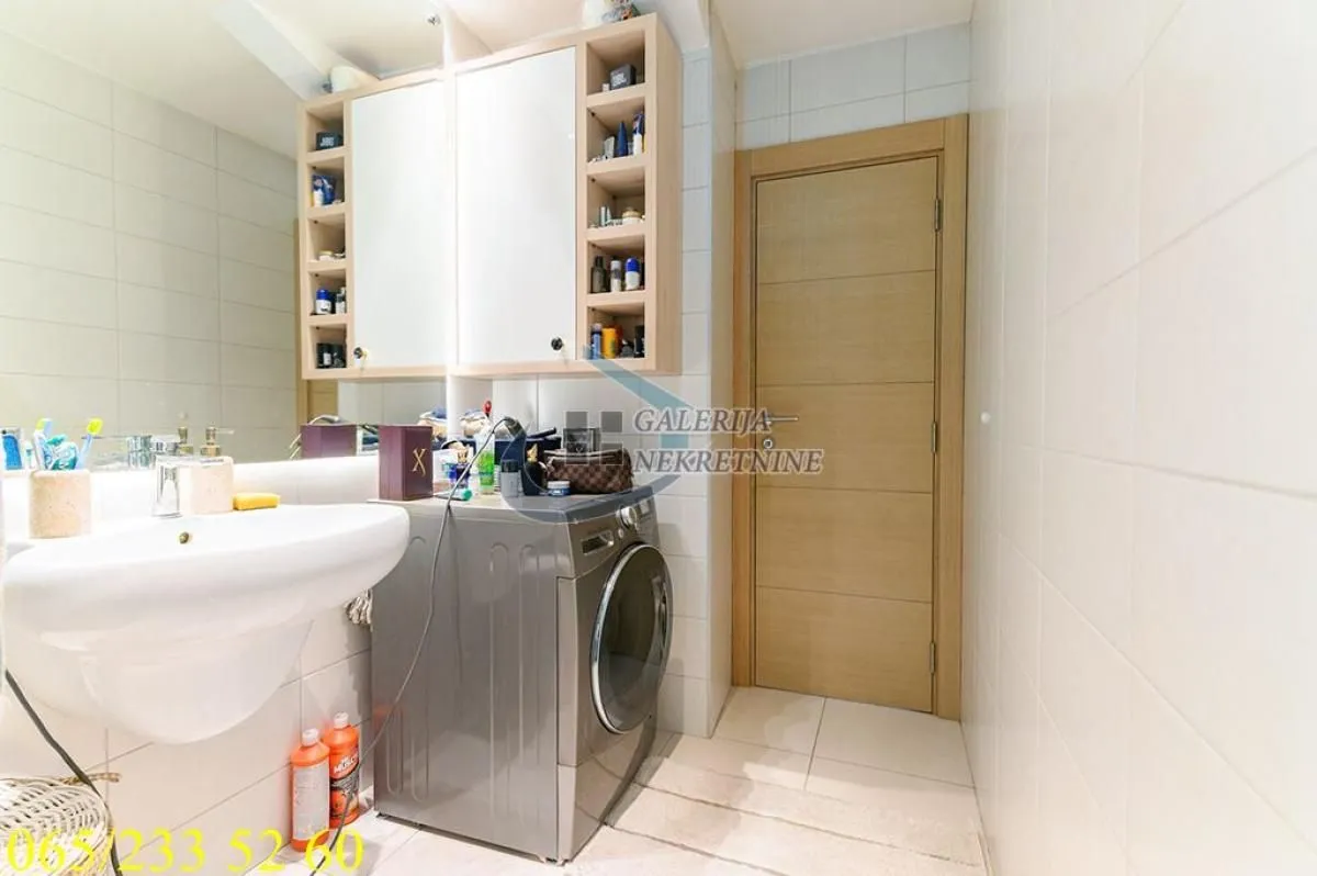 Sale, three bedroom apartment, 83m², Južni Bulevar, Vračar Sve Podlokacije