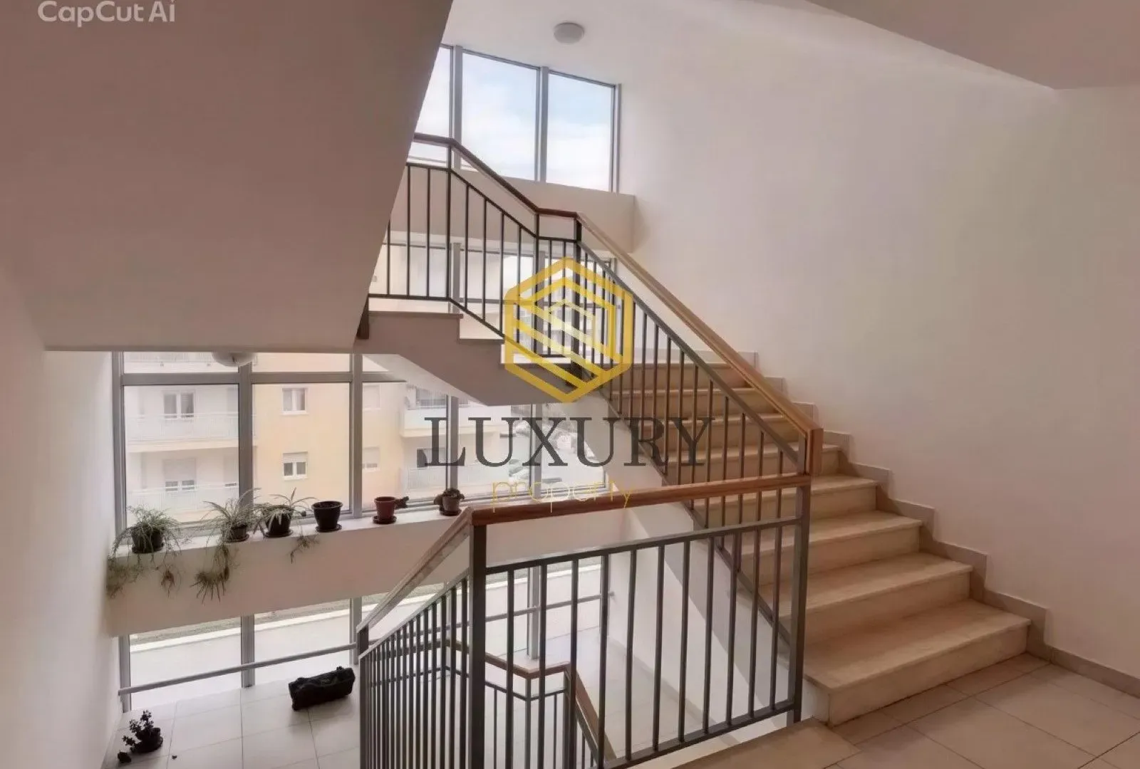 Rent, studio apartment, 33m², City Kvart, Podgorica