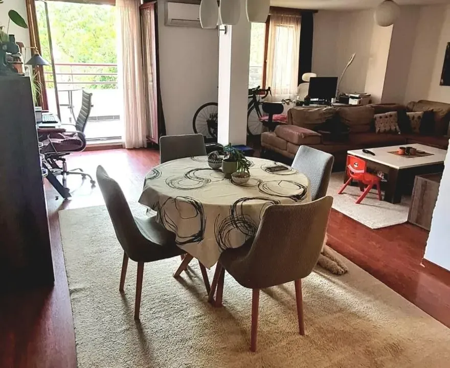 Prodaja, dvosoban stan, 80m², Malo Brdo, Podgorica