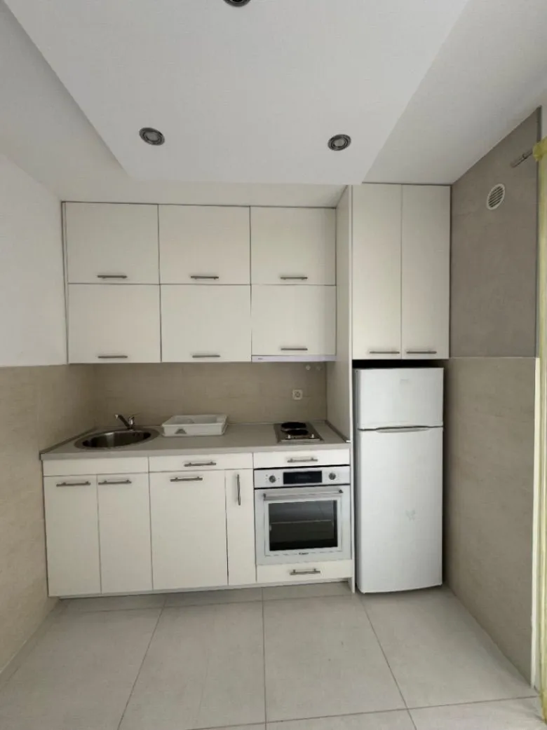 Rent, one bedroom apartment, 56m², Bečići, Budva
