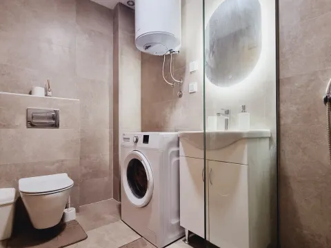 Rent, one bedroom apartment, 45m², Bečići, Budva - image 7