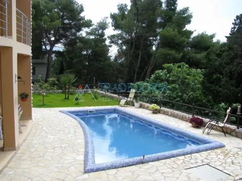 Prodaja, kuća, 420m², Bar, Crna Gora - image 7