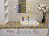 Izdavanje, četvorosoban stan, 87m², Vračar Sve Podlokacije, Beograd - image 10