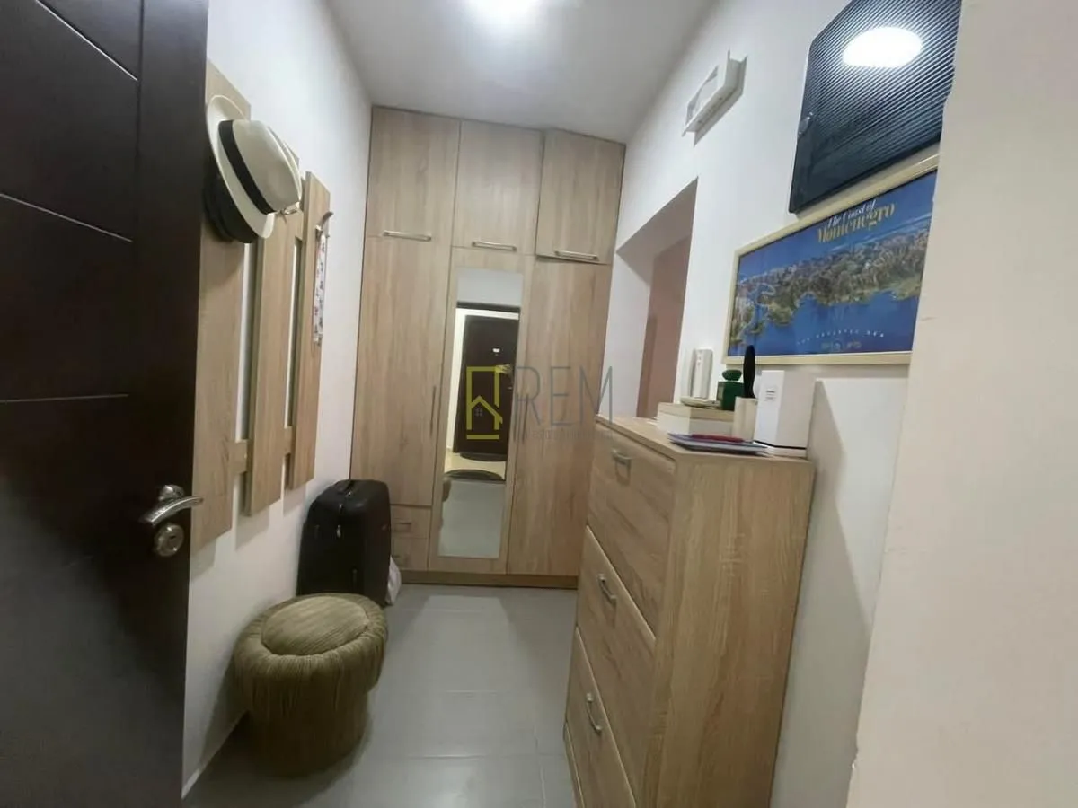 Prodaja, dvosoban stan, 70m², Ulcinj, Crna Gora