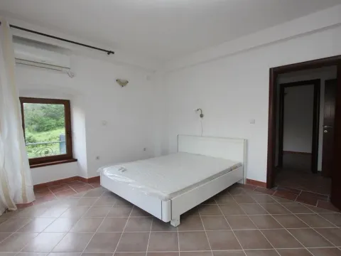 Sale, house, 220m², Prčanj, Kotor - image 10